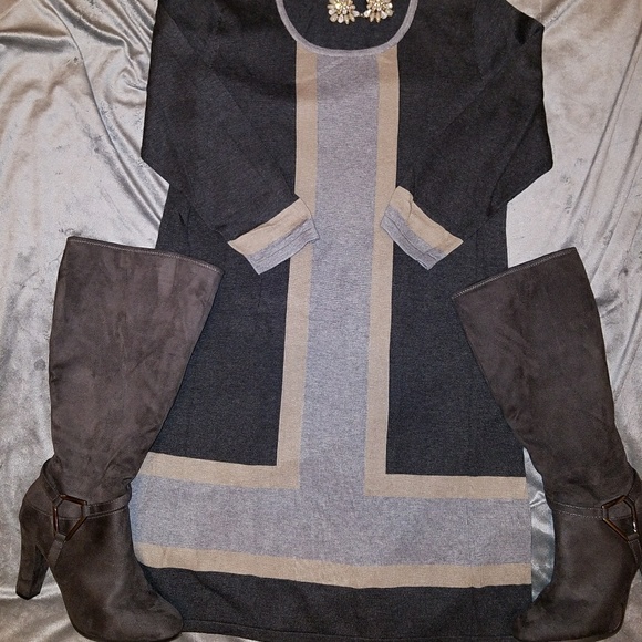 Spense XL light knit dress - Picture 1 of 6